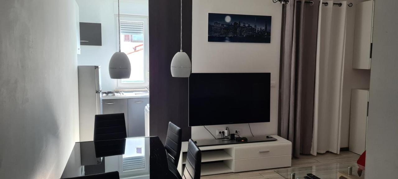 Apartments Peti Pula Zewnętrze zdjęcie