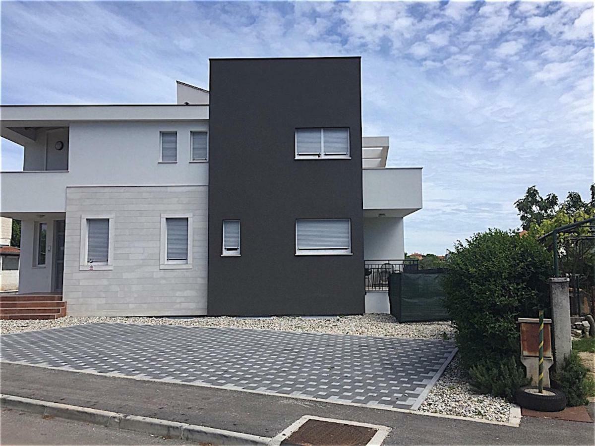 Apartments Peti Pula Zewnętrze zdjęcie